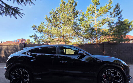 Lamborghini Urus I, 2025 год, 40 000 000 рублей, 4 фотография