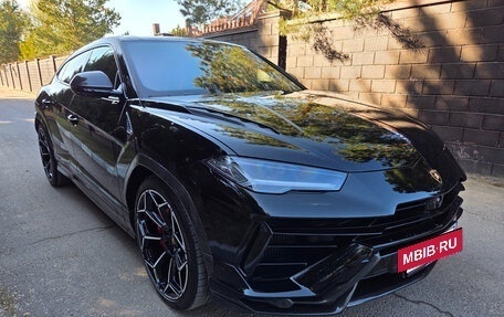 Lamborghini Urus I, 2025 год, 40 000 000 рублей, 3 фотография