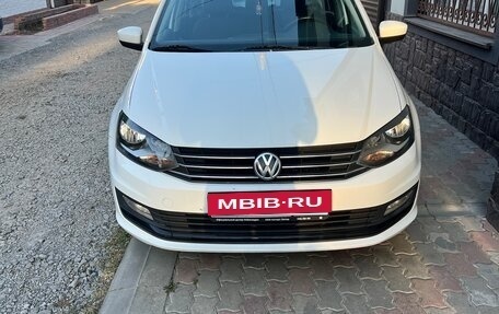 Volkswagen Polo VI (EU Market), 2018 год, 1 350 000 рублей, 2 фотография