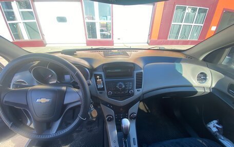 Chevrolet Cruze II, 2012 год, 820 000 рублей, 6 фотография