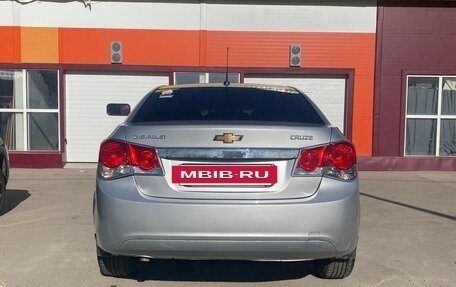Chevrolet Cruze II, 2012 год, 820 000 рублей, 4 фотография