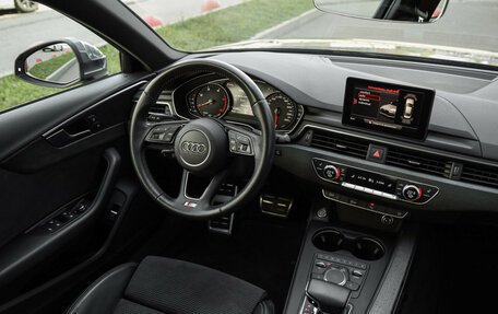 Audi A4, 2018 год, 2 749 000 рублей, 10 фотография
