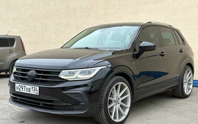 Volkswagen Tiguan II, 2021 год, 2 890 000 рублей, 1 фотография