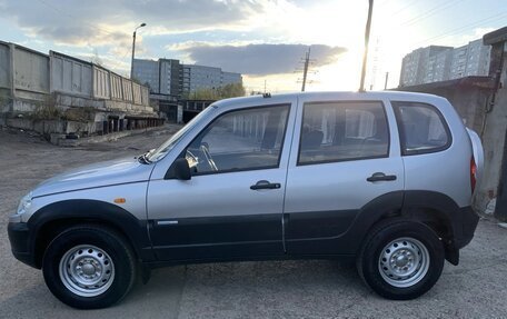 Chevrolet Niva I рестайлинг, 2009 год, 520 000 рублей, 6 фотография