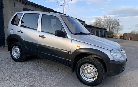 Chevrolet Niva I рестайлинг, 2009 год, 520 000 рублей, 8 фотография
