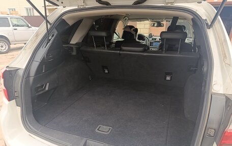 Subaru Outback IV рестайлинг, 2016 год, 2 800 000 рублей, 8 фотография