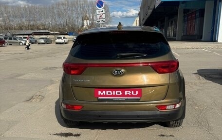 KIA Sportage IV рестайлинг, 2017 год, 2 000 000 рублей, 3 фотография