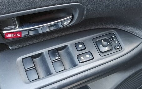 Mitsubishi Outlander III рестайлинг 3, 2012 год, 1 249 000 рублей, 8 фотография