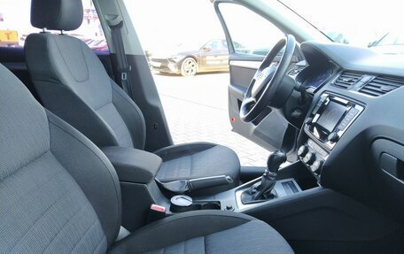Skoda Octavia, 2014 год, 1 300 000 рублей, 18 фотография