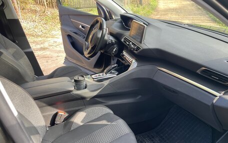 Peugeot 3008 II, 2019 год, 1 699 000 рублей, 10 фотография