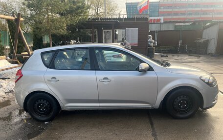 KIA cee'd I рестайлинг, 2010 год, 750 000 рублей, 4 фотография