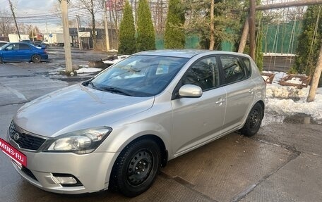 KIA cee'd I рестайлинг, 2010 год, 750 000 рублей, 2 фотография