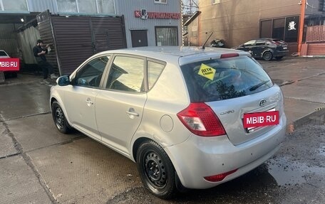 KIA cee'd I рестайлинг, 2010 год, 750 000 рублей, 7 фотография