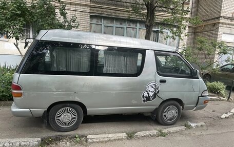 Toyota Lite Ace IV, 1993 год, 330 000 рублей, 2 фотография