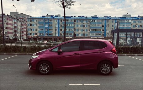 Honda Fit III, 2018 год, 1 145 000 рублей, 4 фотография