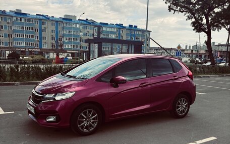 Honda Fit III, 2018 год, 1 145 000 рублей, 3 фотография