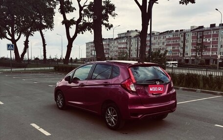 Honda Fit III, 2018 год, 1 145 000 рублей, 6 фотография
