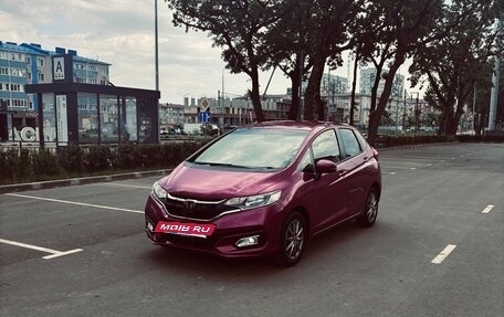 Honda Fit III, 2018 год, 1 145 000 рублей, 2 фотография