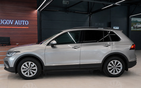 Volkswagen Tiguan II, 2022 год, 3 350 000 рублей, 3 фотография