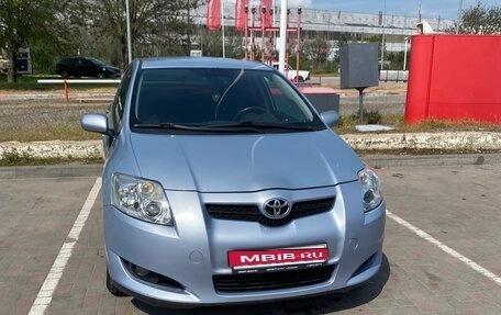 Toyota Auris II, 2008 год, 650 000 рублей, 1 фотография