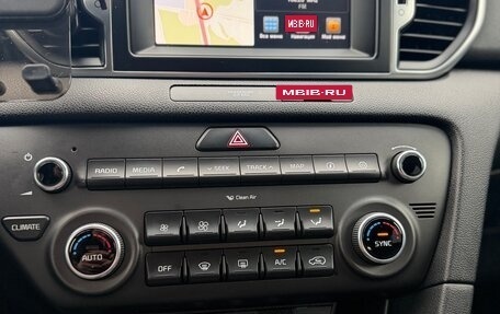 KIA Sportage IV рестайлинг, 2017 год, 1 800 000 рублей, 11 фотография