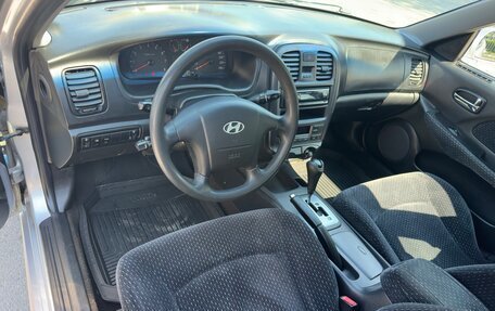Hyundai Sonata IV рестайлинг, 2005 год, 470 000 рублей, 8 фотография