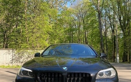 BMW 5 серия, 2012 год, 1 940 000 рублей, 2 фотография