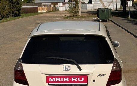 Honda Fit III, 2006 год, 350 000 рублей, 5 фотография