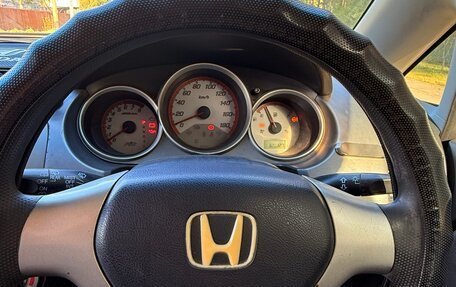 Honda Fit III, 2006 год, 350 000 рублей, 14 фотография