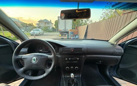 Skoda Superb III рестайлинг, 2002 год, 600 000 рублей, 17 фотография