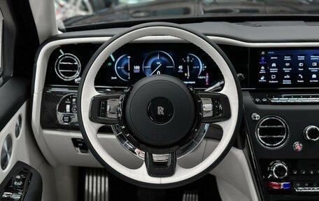 Rolls-Royce Cullinan, 2026 год, 78 000 000 рублей, 16 фотография