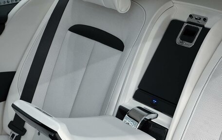 Rolls-Royce Cullinan, 2026 год, 78 000 000 рублей, 28 фотография