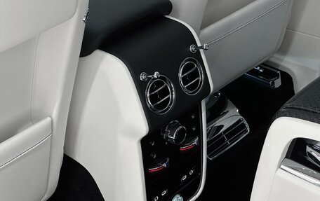 Rolls-Royce Cullinan, 2026 год, 78 000 000 рублей, 30 фотография