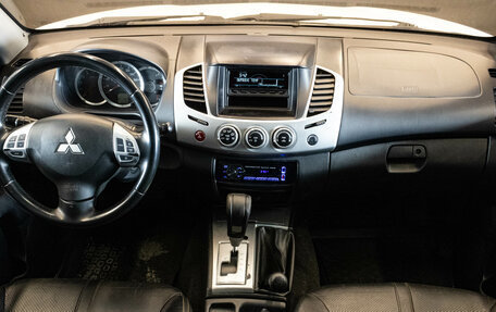 Mitsubishi L200 IV рестайлинг, 2014 год, 1 759 000 рублей, 5 фотография