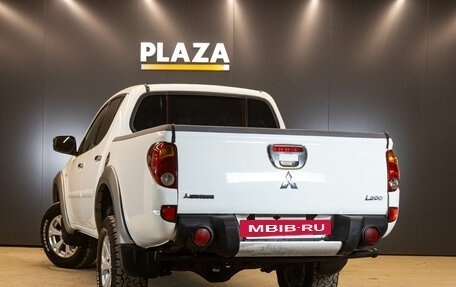 Mitsubishi L200 IV рестайлинг, 2014 год, 1 759 000 рублей, 3 фотография