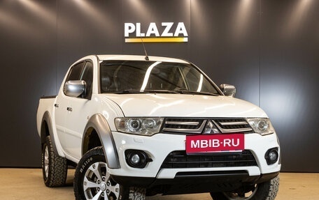 Mitsubishi L200 IV рестайлинг, 2014 год, 1 759 000 рублей, 2 фотография