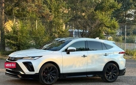 Toyota Harrier, 2021 год, 6 000 000 рублей, 9 фотография