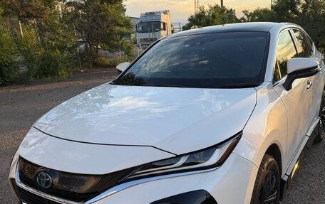 Toyota Harrier, 2021 год, 6 000 000 рублей, 7 фотография