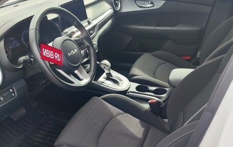 KIA Cerato IV, 2021 год, 2 400 000 рублей, 13 фотография