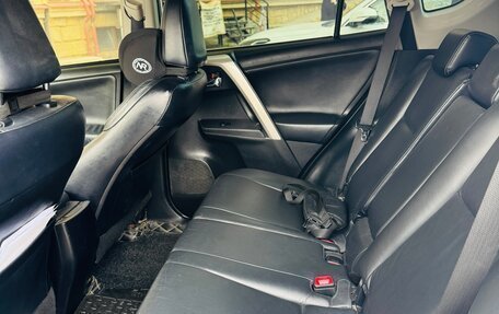 Toyota RAV4, 2013 год, 1 800 000 рублей, 8 фотография