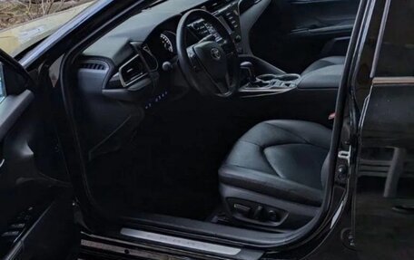 Toyota Camry, 2021 год, 3 430 000 рублей, 4 фотография
