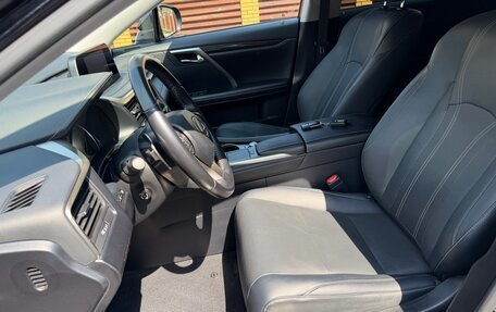 Lexus RX IV рестайлинг, 2019 год, 4 980 000 рублей, 6 фотография