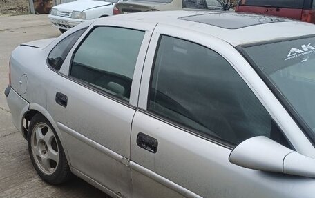 Opel Vectra B рестайлинг, 1997 год, 180 000 рублей, 4 фотография