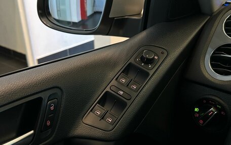 Volkswagen Tiguan I, 2013 год, 1 099 000 рублей, 16 фотография
