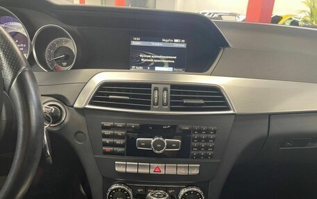Mercedes-Benz C-Класс, 2011 год, 2 050 000 рублей, 15 фотография