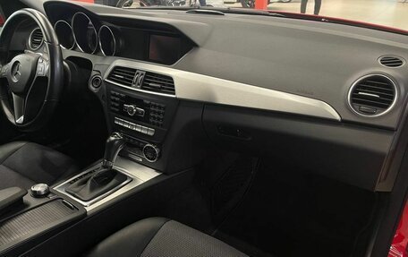 Mercedes-Benz C-Класс, 2011 год, 2 050 000 рублей, 19 фотография