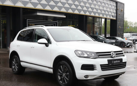 Volkswagen Touareg III, 2013 год, 2 490 000 рублей, 3 фотография