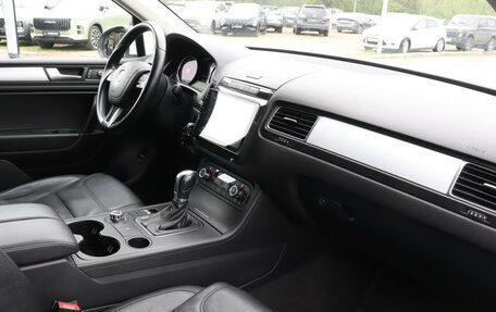 Volkswagen Touareg III, 2013 год, 2 490 000 рублей, 9 фотография