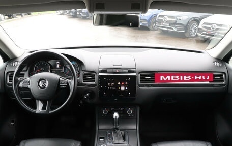 Volkswagen Touareg III, 2013 год, 2 490 000 рублей, 12 фотография