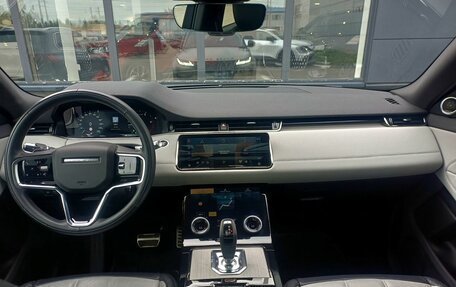Land Rover Range Rover Evoque II, 2022 год, 4 999 000 рублей, 12 фотография